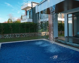 Sapanca Kuruçeşme'de Göl Manzaralı, Isıtmalı Özel Havuzlu, Kiralık Villa - 3