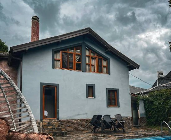 Sapanca'da Eşsiz Doğanın Kucağında, Özel Havuzlu, 4+1 Villa - 1