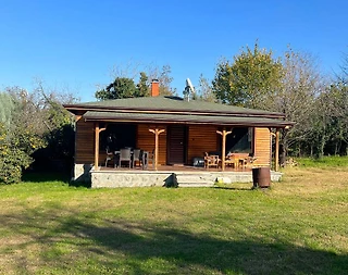 Sapanca Yanık'ta Geniş Bahçeli, 2+1, Konforlu Müstakil Villa - 1