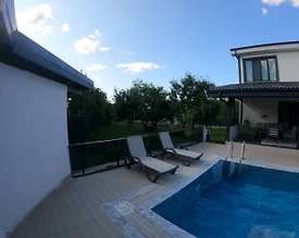 Sapanca Kurtköy'de Huzurlu Konumda, Özel Havuzlu, Ferah Villa - 3