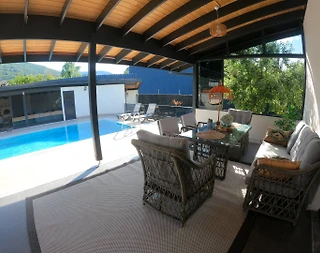 Sapanca Kurtköy'de Huzurlu Konumda, Özel Havuzlu, Ferah Villa - 4