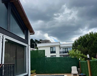 Sapanca'da Göl'de Geniş Ailelere Uygun, Isıtmalı Havuzlu, Ferah Villa - 3