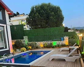 Sapanca'da Göl Manzaralı, Isıtmalı Havuzlu, Balayı Villası - 2