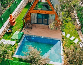 Sapanca Güldibi'nde Isıtmalı Özel Havuzlu, Jakuzili Bungalov - 1