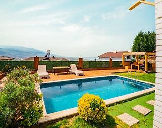 Sapanca'da Göl'de Enfes Manzaralı, Isıtmalı Havuzlu, Balayı Villası - 5