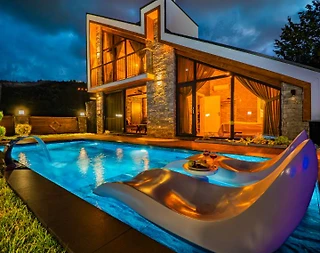 Sapanca Fevziye'de Tasarımıyla Büyüleyen, Özel Havuzlu, 2+1 Bungalov - 2