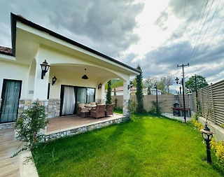 Sapanca Kırkpınar'da Geniş Ailelere Uygun, Özel Havuzlu, Lüks Villa - 4