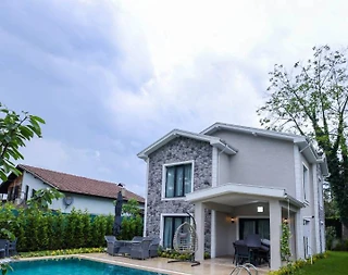 Sapanca Kırkpınar'da Huzurlu Doğada, Isıtmalı Havuzlu, Lüks Villa - 4