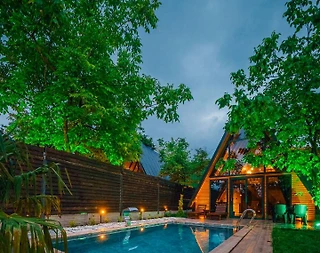 Sapanca Kurtköy'de Eşsiz Doğada, Özel Havuzlu, Şık Bungalov - 2