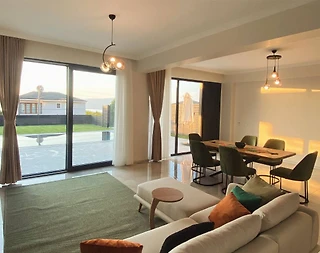 Sapanca Kırkpınar'da Geniş Bahçe İçerisinde, Özel Havuzlu, Lüks Villa - 5