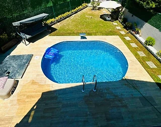 Sapanca Ünlüce'de Doğa İçerisinde, Isıtmalı Havuzlu, Lüks Villa - 2