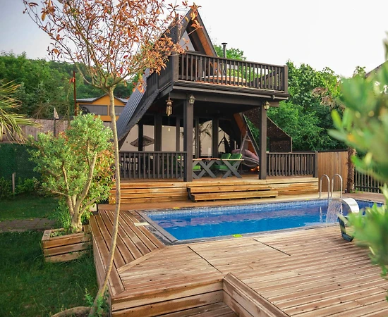 Sapanca'da Muhteşem Doğa İçerisinde, Özel Havuzlu, Lüks Bungalov - 1