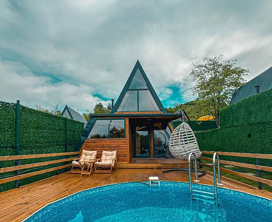 Sapancada Doğal Güzellikler İçinde, Isıtmalı Havuzlu, Lüks Bungalov - 1