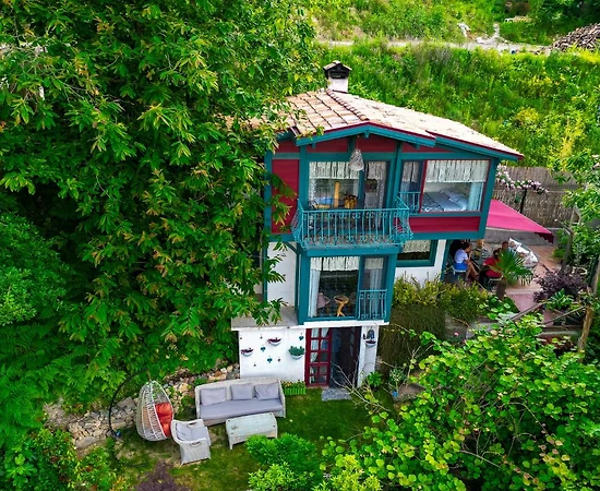Sakarya Sapanca'da Muhteşem Doğada, Geniş Ailelere Uygun, Tatil Evi - 1