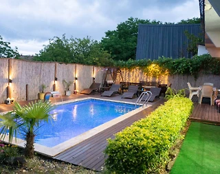 Sapanca'da Muhteşem Doğanın İçerisinde, Isıtmalı Havuzlu, Lüks Villa - 3