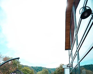 Sapanca Mahmudiye'de Göl Manzaralı, Isıtmalı Havuzlu, Şık Bungalov - 3