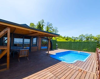 Sapanca'da Nailiye'de Muhteşem Manzaralı, Isıtmalı Havuzlu, 1+1 Villa - 1