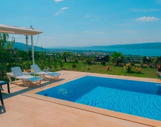 Sapanca'da Panoramik Doğa Manzaralı, Özel Havuzlu, Bahçeli Lüks Villa - 5