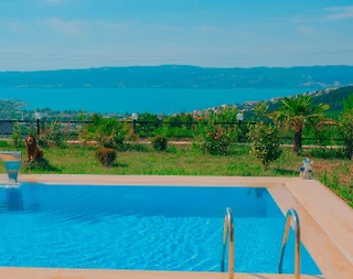 Sapanca'da Panoramik Doğa Manzaralı, Özel Havuzlu, Bahçeli Lüks Villa - 4
