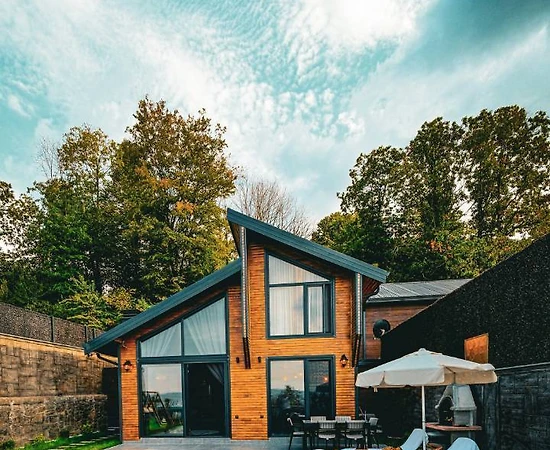 Sapanca Nailiye'de Panoramik Göl Manzaralı, Özel Havuzlu, 2+1 Bungalov - 1