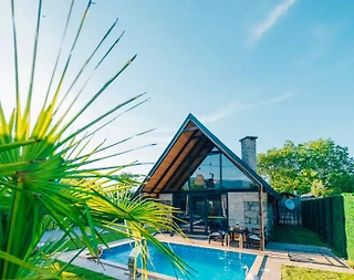 Sapanca Yanık'ta Doğa İçerisinde, Isıtmalı Havuzlu, Şık Bungalov - 3