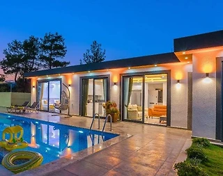 Kaş Sarıbelen'de Geniş Bahçeli, Özel Havuzlu, Konforlu Villa - 4