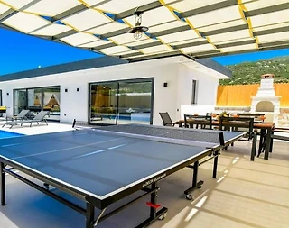 Kaş Sarıbelen'de Doğa İçerisinde, Özel Havuzlu, Oyun Alanlı Villa - 3