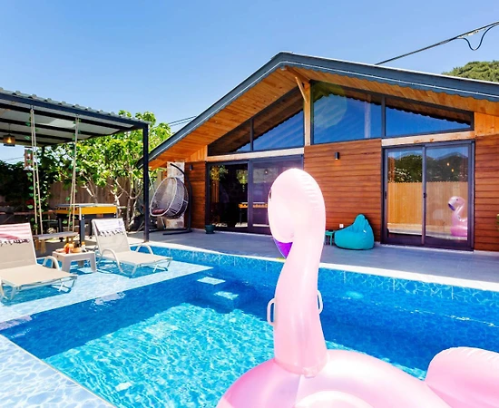 Kaş Sarıbelen'de Doğayla iç içe Konumda, Özel Havuzlu, Balayı Villası - 1