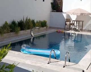 Sarıyer Zekeriyaköy'de Görkemli Tasarıma Sahip, Özel Havuzlu, Lüks Villa - 4