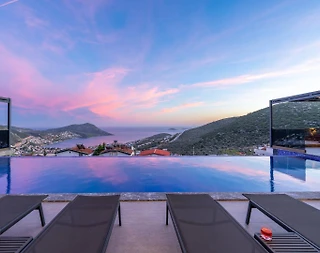 Kaş İslamlar'da Deniz Manzaralı, Özel Havuzlu, Saunalı, Kiralık Villa - 4