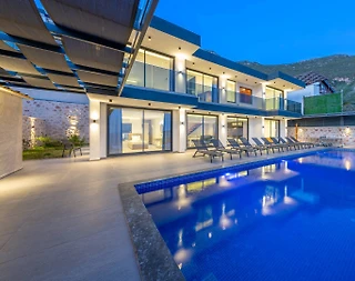 Kaş İslamlar'da Deniz Manzaralı, Özel Havuzlu, Saunalı, Kiralık Villa - 2