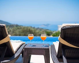 Kaş Bezirgan'da Tasarımıyla Büyüleyen, Özel Havuzlu, Lüks Villa - 3