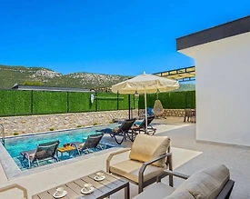 Kaş Bezirgan'da Doğa İçinde, Özel Havuzlu, Hamamlı ve Saunalı Villa - 2