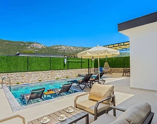 Kaş Bezirgan'da Doğa İçinde, Özel Havuzlu, Hamamlı ve Saunalı Villa - 2