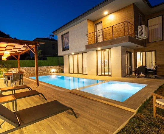 Marmaris Söğüt'te Muhteşem Doğada, Özel Havuzlu, Jakuzili Villa - 1