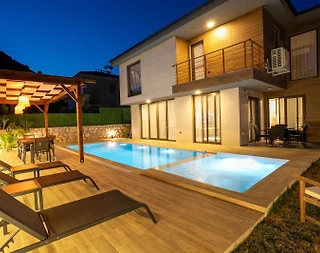 Marmaris Söğüt'te Muhteşem Doğada, Özel Havuzlu, Jakuzili Villa - 1