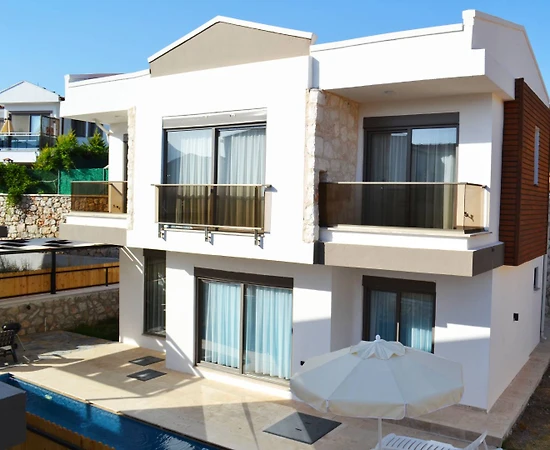 Kaş Andifli'de Kalabalık Ailelere Uygun, Özel Havuzlu, Modern Villa - 1
