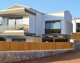 Kaş Andifli'de Geniş Alanlara Sahip, Özel Havuzlu, 3+1 Villa - 2