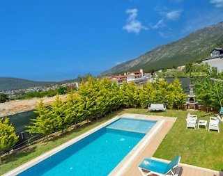 Fethiye Ölüdeniz'de Elverişli Konumda, Özel Havuzlu, Lüks Villa - 2