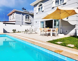Serik Belek'te Geniş Ailelere Uygun, Özel Havuzlu, Modern Villa - 2