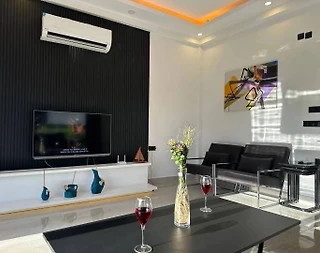 Serik Belek'te Doğayla İç İçe, Özel Havuzlu, Modern Tasarımlı Villa - 3