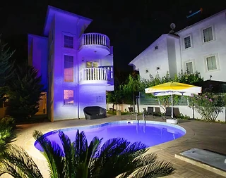 Serik Belek'te Elverişli Konumda, Özel Havuzlu, Kiralık Villa - 1