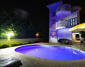 Serik Belek'te Elverişli Konumda, Özel Havuzlu, Kiralık Villa - 2
