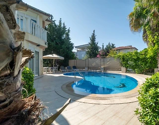 Serik Belek'te Geniş Ailelere Uygun, Özel Havuzlu, Konforlu Villa - 2