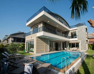 Serik Belek'te Geniş Ailelere Uygun, Özel Havuzlu, Lüks Villa - 1