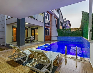 Serik Belek'te Kalabalık Ailelere Uygun, Özel Havuzlu, 5+1 Modern Villa - 2