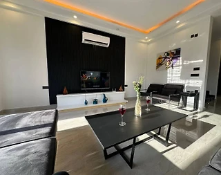 Serik Belek'te Merkeze Yakın Konumda, Özel Havuzlu, 3+1, Şık Villa - 5