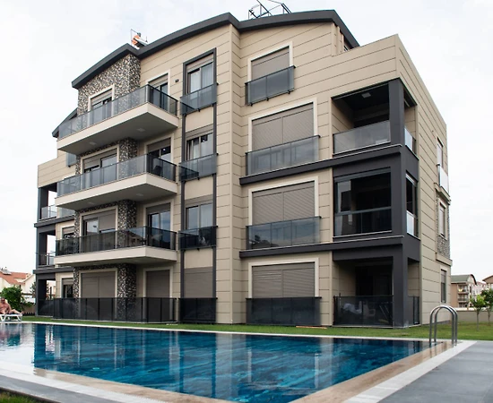 Serik Belek'te Merkezi Konumda, Ortak Havuzlu, Kiralık Daire - 1