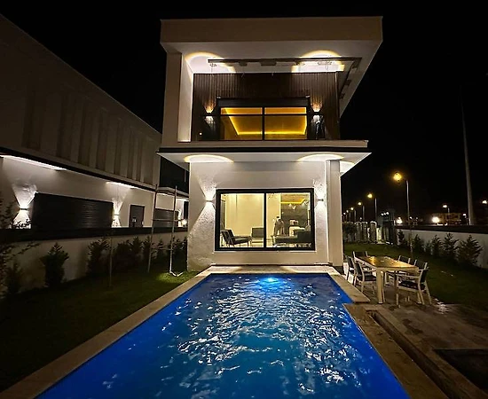 Serik Belek'te Merkezi Konumda, Özel Havuzlu, Lüks Villa - 1