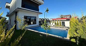 Serik Belek'te Merkezi Konumda, Özel Havuzlu, Lüks Villa